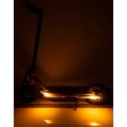 Monorim deck ALD WDL / base for electric scooters with led lights and left / right turn signals Monorim - 5 Base with led lights