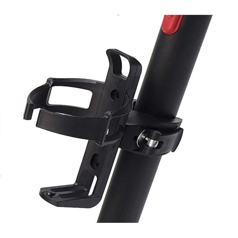 Portabicchieri per bottiglia d'acqua  - 2 Portabicchieri per bottiglia d'acqua
Supporto ideale per portare l'acqua durante i via