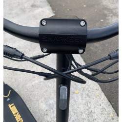 Sharkset RS1 - due motori da 1400 W - batteria da 20 Ah - autonomia da 50 a 70 km Sharkset - 5 Sharkset RS1 - due motori da 1400