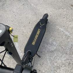 Sharkset RS1 - due motori da 1400 W - batteria da 20 Ah - autonomia da 50 a 70 km Sharkset - 11 Sharkset RS1 - due motori da 140