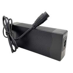 Caricabatterie per Minimotori 58,1V 2A Mini Scooter Dualtron LP-16 connettore isolato a 3 pin Minimotors - 3